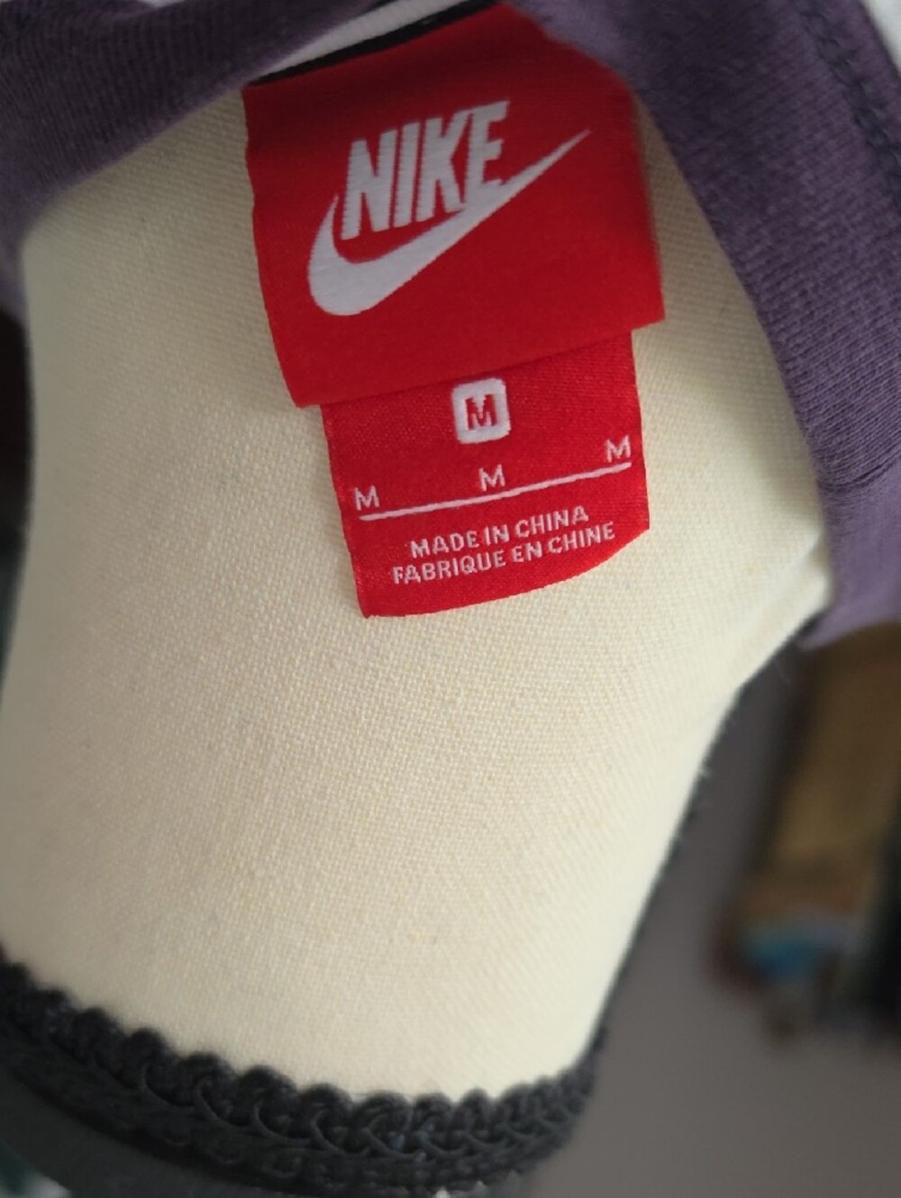 Nike Purple Crop Tee with Aqua Swoosh-Size Medium - Picture 4 of 4